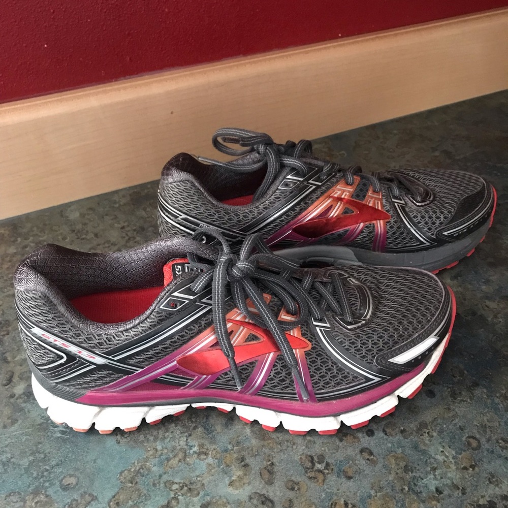 Brooks Adrenaline GTS 17